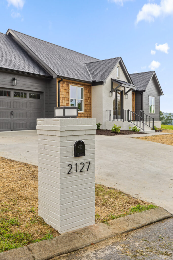 Chattanooga Builder, General Contractor, Chattanooga, Custom Home Builder, Frederick Bros. Construction, Frederick Brothers, Signal Mountain, North Shore, Spec Home Builder, Investor, New Home, Builder